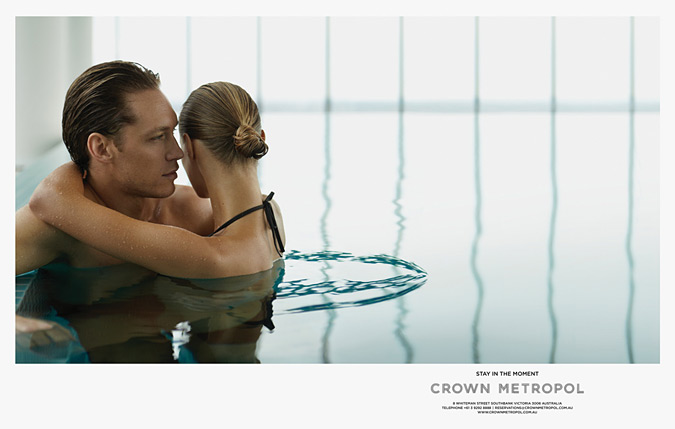 плакати реклама Crown Metropol плакати реклама Crown Metropol